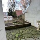 Terrasse mit Blick auf den Garten